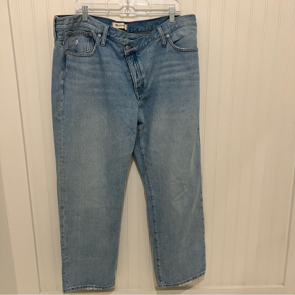 Madewell Low Slung Straight Relaxed Light Blue Jeans Button Fly
